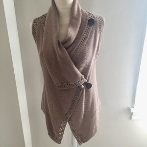 Mint brand petite wool cable stitch vest size medium